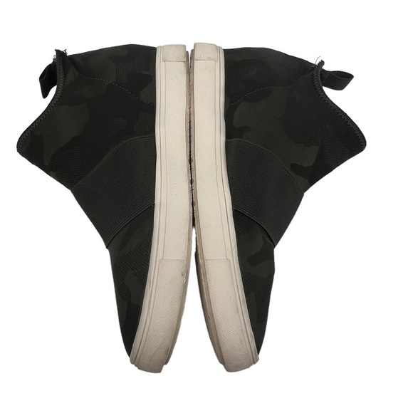 Material Girl Green Camouflage Slip On Platform Sneakers Size 9 1/2 Women’s - Picture 5 of 9